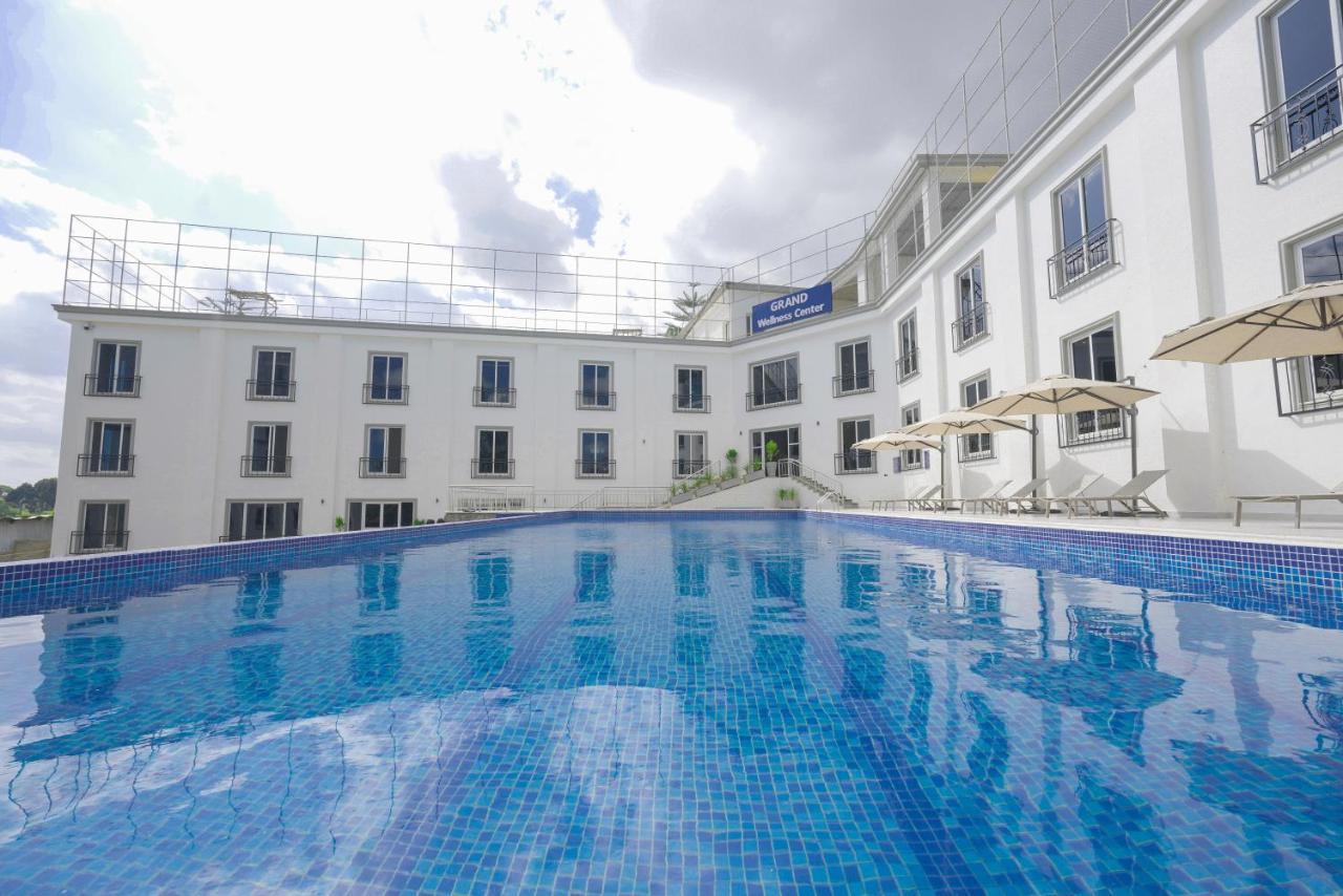 Haile Grand Addis Abeba Exterior foto